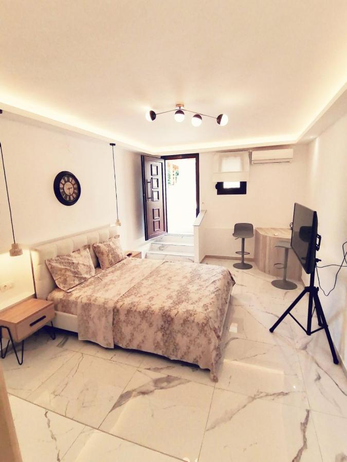 Theasis 3 Daire Neos Marmaras Dış mekan fotoğraf